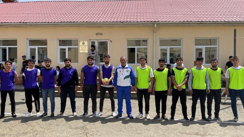 Kollecdə “Voleybol” yarışı keçirildi.