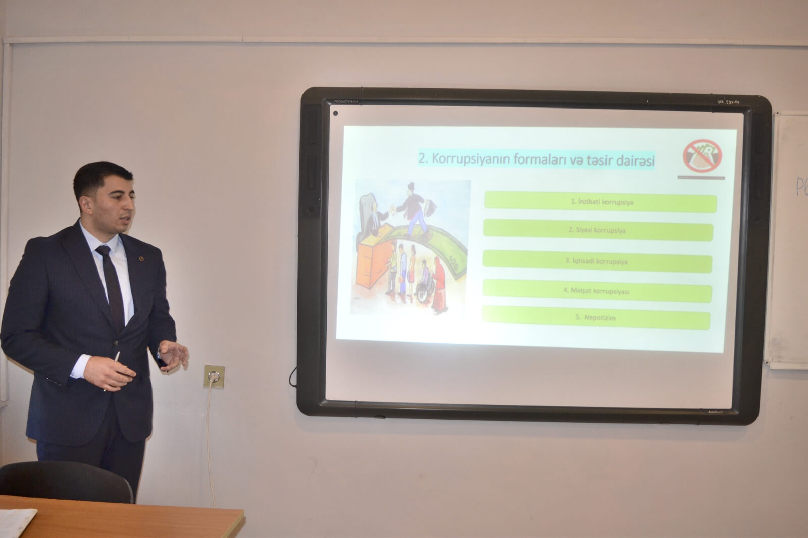 Kollecdə “Təhsil işçilərində  antikorrupsiya davranış modelinin formalaşdırılması ilə bağlı işlərin gücləndirilməsi, cəmiyyətdə məlumatlılığın artırılmasına yönəlmiş maarifləndirmə” mövzusunda tədbir keçirildi.