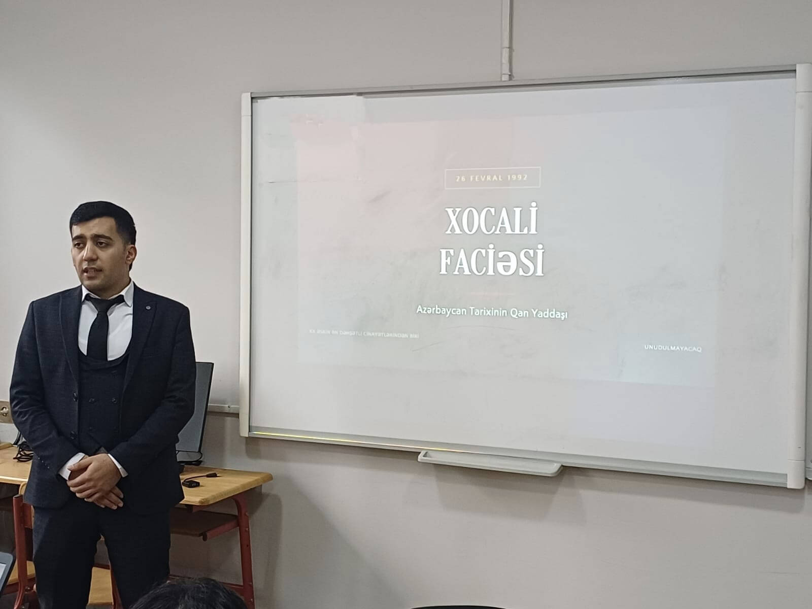 Kollecdə Xocalı soyqırımının 34-cü ildönümünə həsr olunmuş “Tarixə Yazılan Faciə: Xocalı” adlı xüsusi dərs keçirildi.