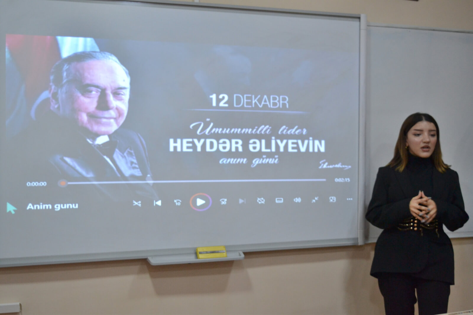 Kollecdə “Ümummilli lider Heydər Əliyevin anım günü” nə həsr olunmuş açıq dərs  keçirildi.