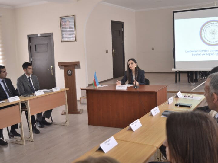 Kollecdə Pedaqoji Şuranın növbəti iclası keçirildi.