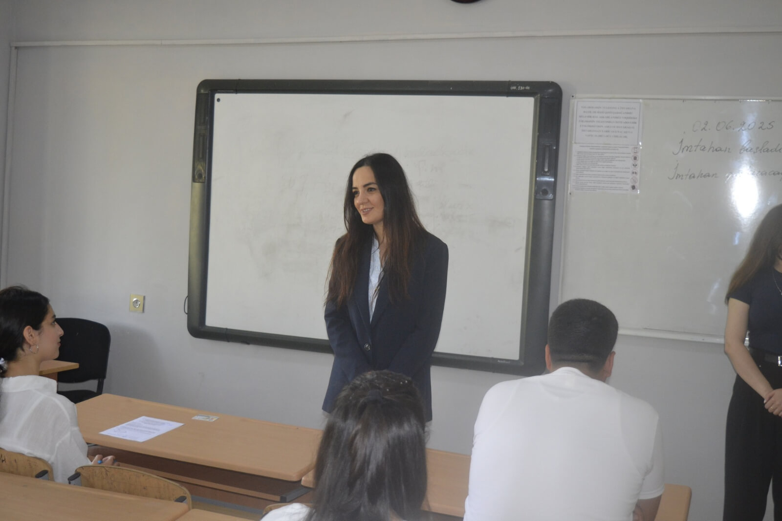 Kollecdə 2024/2025-ci tədris ilinin yaz semestrinin imtahan sеssiyаsına start verilib.