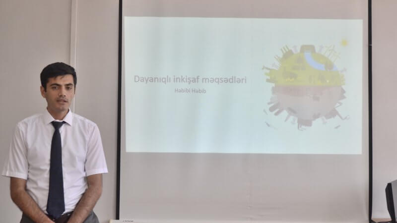 Kollecdə “Dayanıqlı İnkişaf Məqsədləri” mövzusunda tədbir keçirildi.