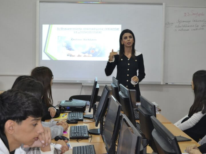 Kollecdə “İnformasiya təhlükəsizliyi və kibertəhlükə” mövzusunda tədbir keçirildi.
