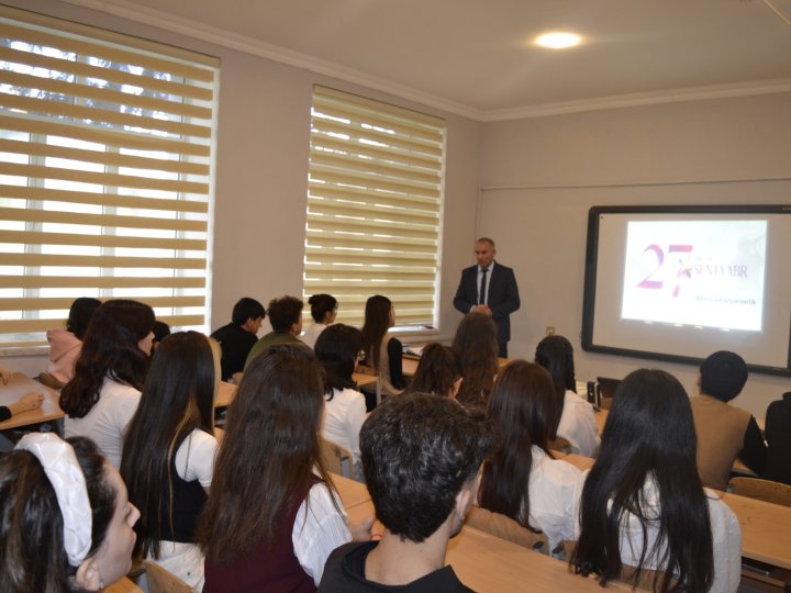 Kollecdə “Anım günü”nə həsr olunmuş “Vətənpərvərlik və milli-mənəvi dəyərlər ruhunda tərbiyə”  mövzusunda tədbir keçirildi.