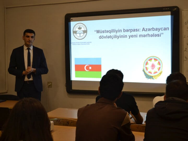Kollecdə  “18 oktyabr-Müstəqilliyin bərpası günü” ilə əlaqədar tədbir  keçirildi.