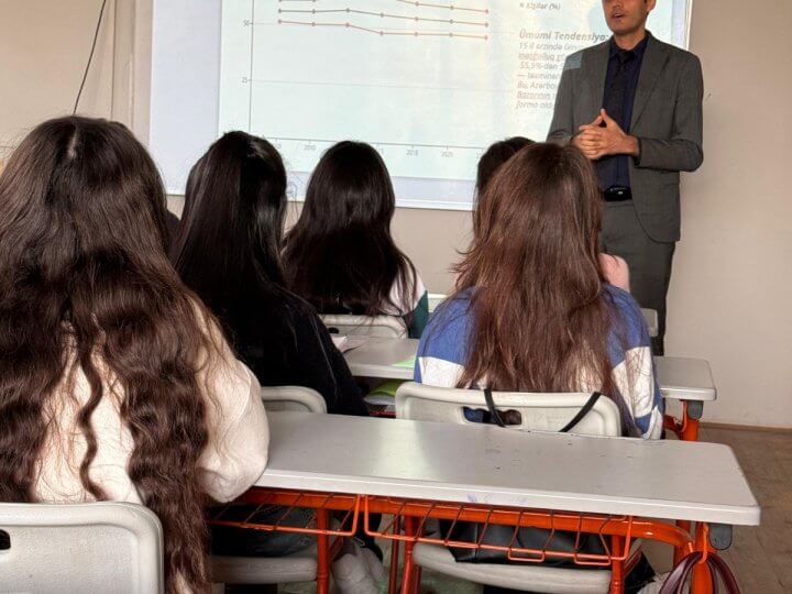 Kollecdə “Qeyri-rəsmi məşğulluğun aradan qaldırılması” mövzusunda tədbir keçirildi.