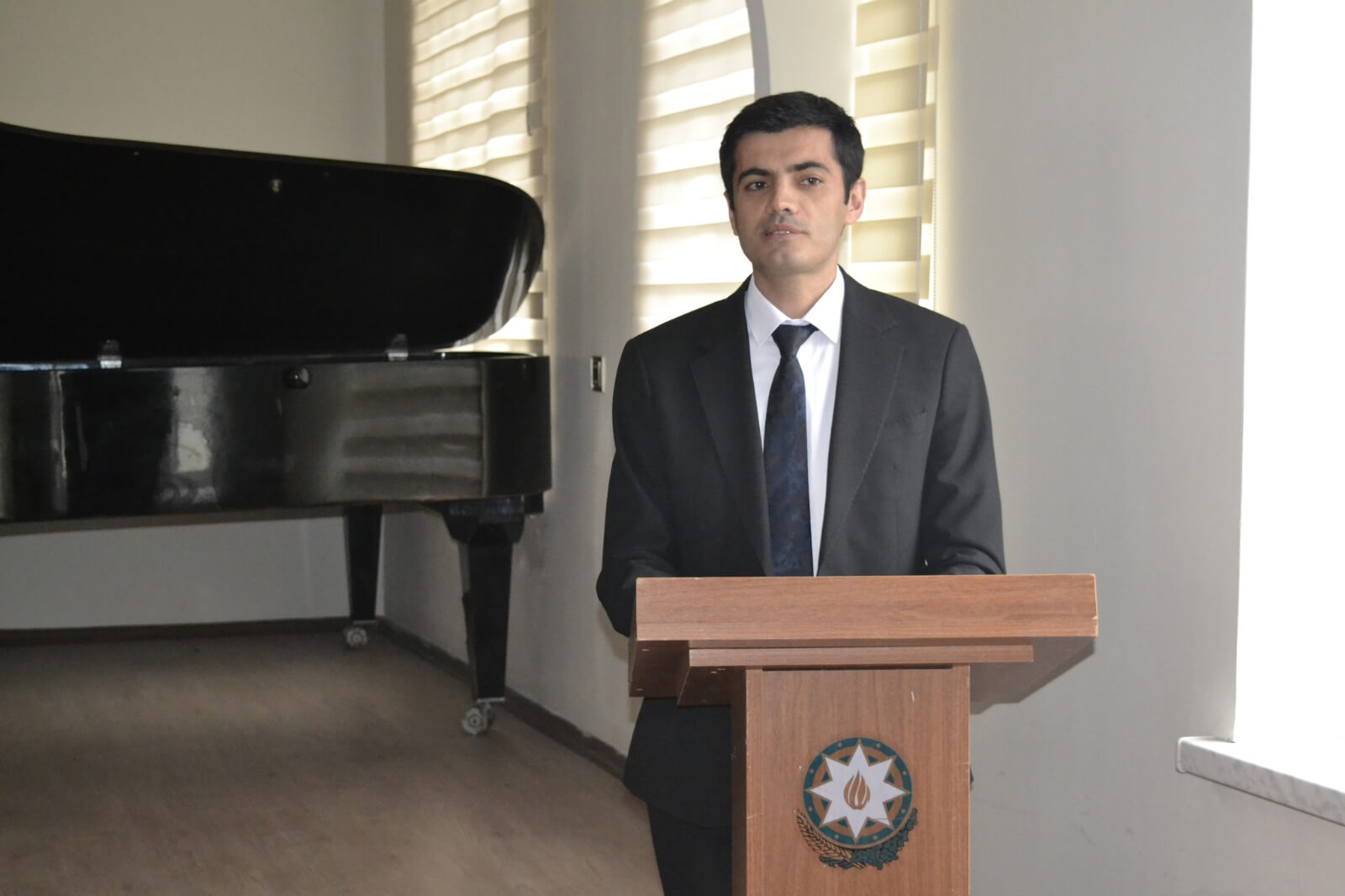 Kollecdə Konstitusiya və suverenlik ilinə həsr olunmuş “Nə? Harada?, Nə zaman?” adlı intellektual yarış keçilirdi.