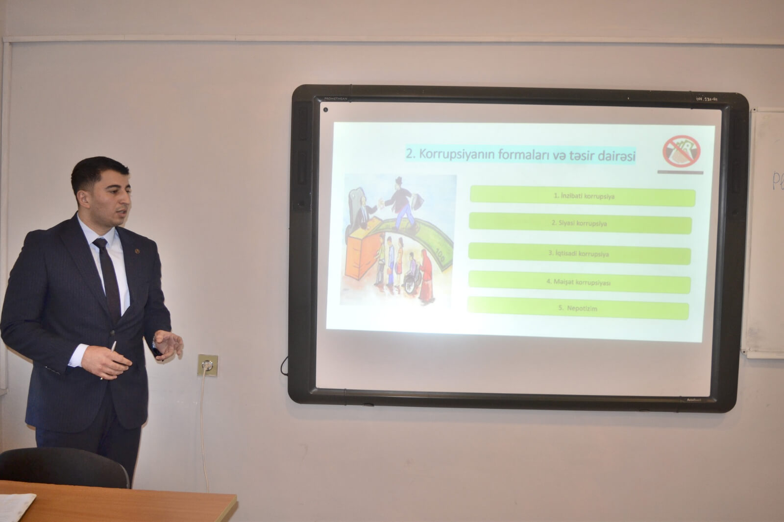 Kollecdə “Təhsil işçilərində  antikorrupsiya davranış modelinin formalaşdırılması ilə bağlı işlərin gücləndirilməsi, cəmiyyətdə məlumatlılığın artırılmasına yönəlmiş maarifləndirmə” mövzusunda tədbir keçirildi.