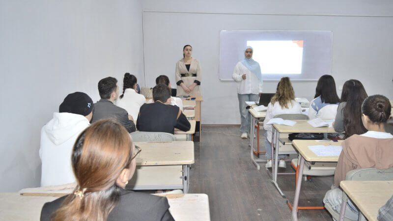 Kollecdə Bəxtiyar Vahabzadənin 100 illiyinə həsr olunmuş ədəbi-bədii gecə keçirildi.