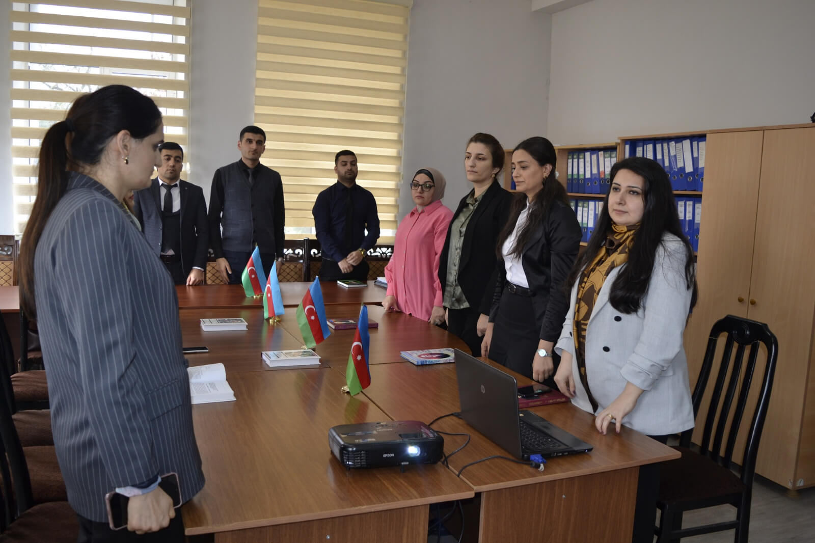 Kollecdə Ümummilli lider Heydər Əliyevin anım günü ilə əlaqədar dəyirmi masa təşkil olundu.