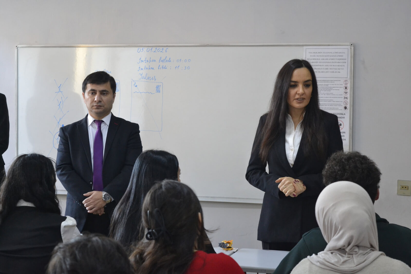 Kollecdə 2025/2026-cı tədris ilinin payız  semestrinin imtahan sеssiyаsına start verilib.