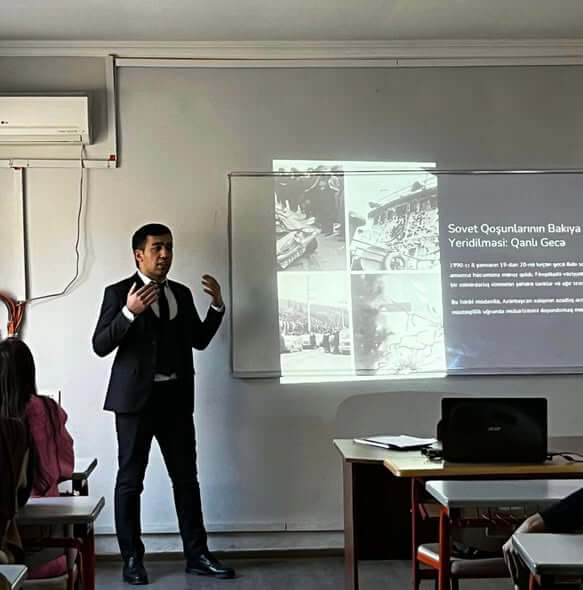 Kollecdə “20 Yanvar xalqımızın qan yaddaşıdır” mövzusunda xüsusi dərs keçirildi.